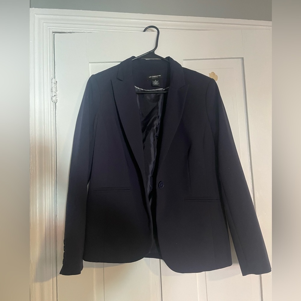 2 piece set! Liz Claiborne navy petite
